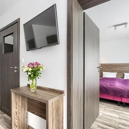 Jodlowa 6 코워브제크