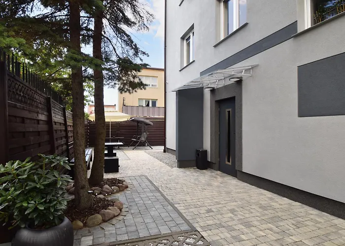 Kwatera prywatna Jodłowa 6 *