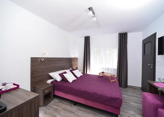 Jodłowa 6 Kwatera prywatna *