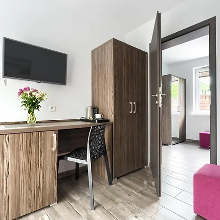 Jodlowa 6 كولوبرزيغ